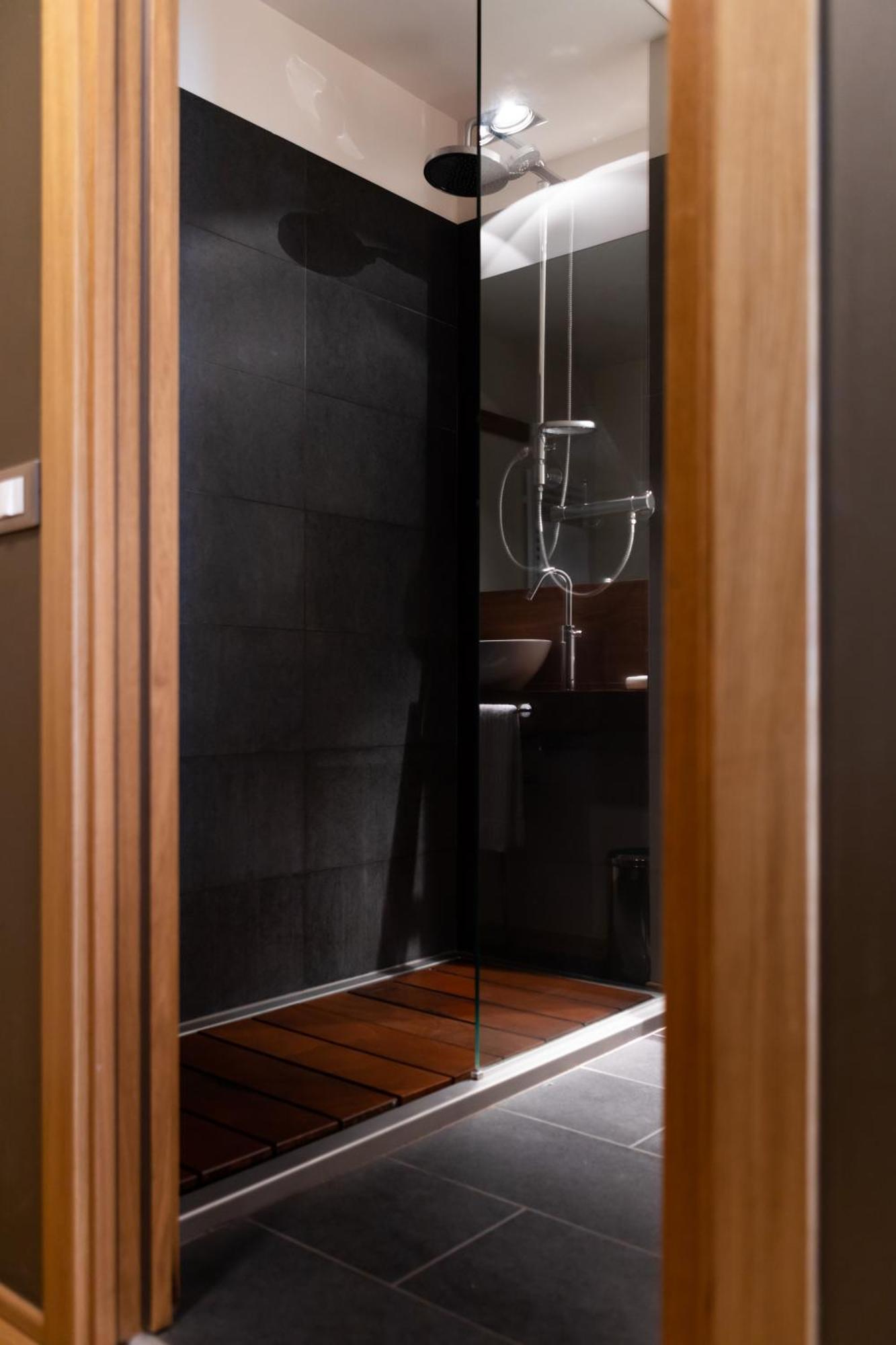 Hotel Cortese Armeno ภายนอก รูปภาพ