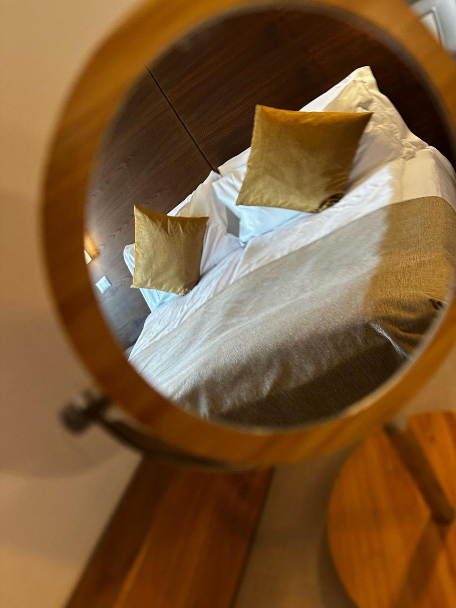 Hotel Cortese Armeno ภายนอก รูปภาพ