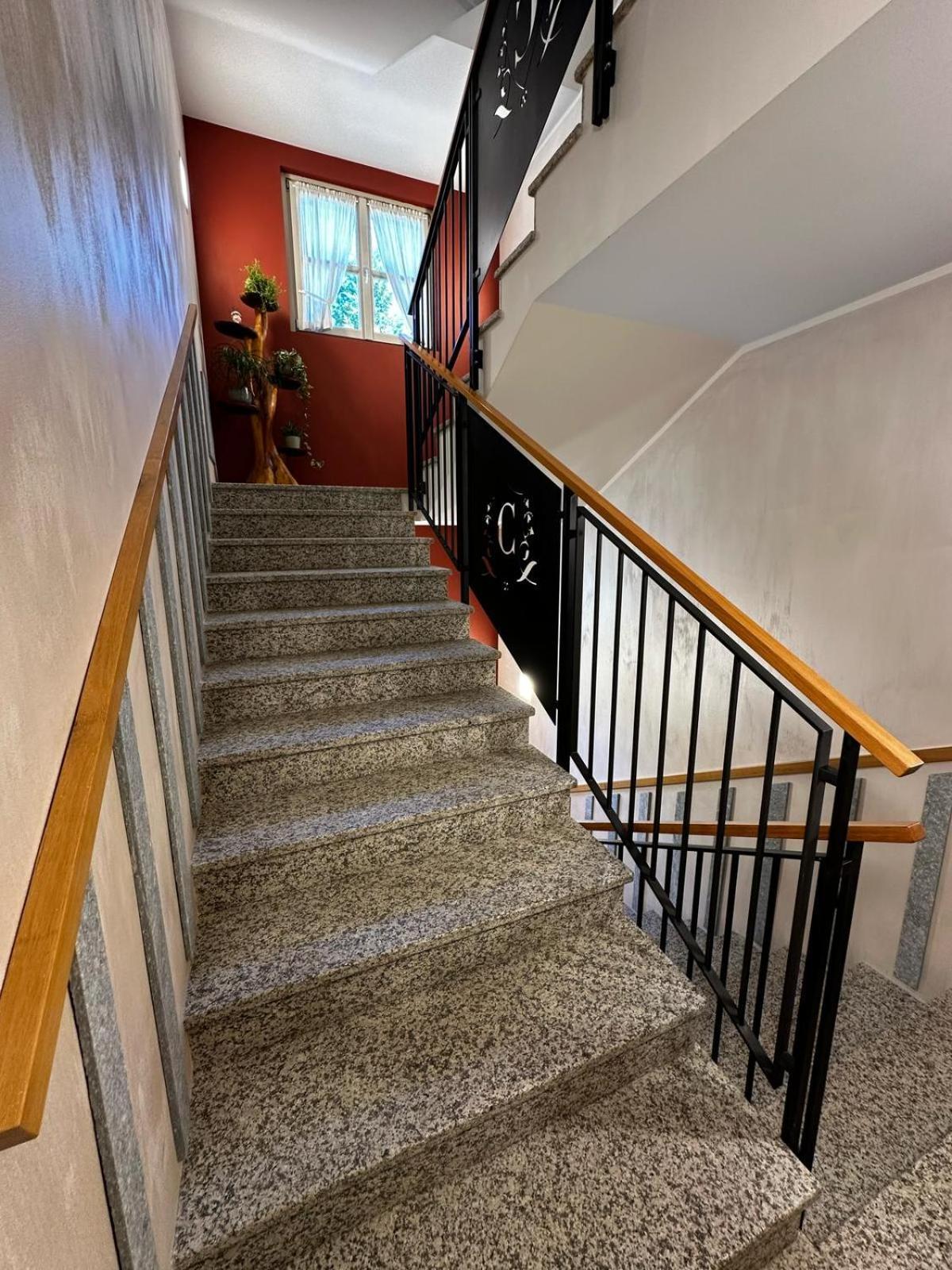 Hotel Cortese Armeno ภายนอก รูปภาพ
